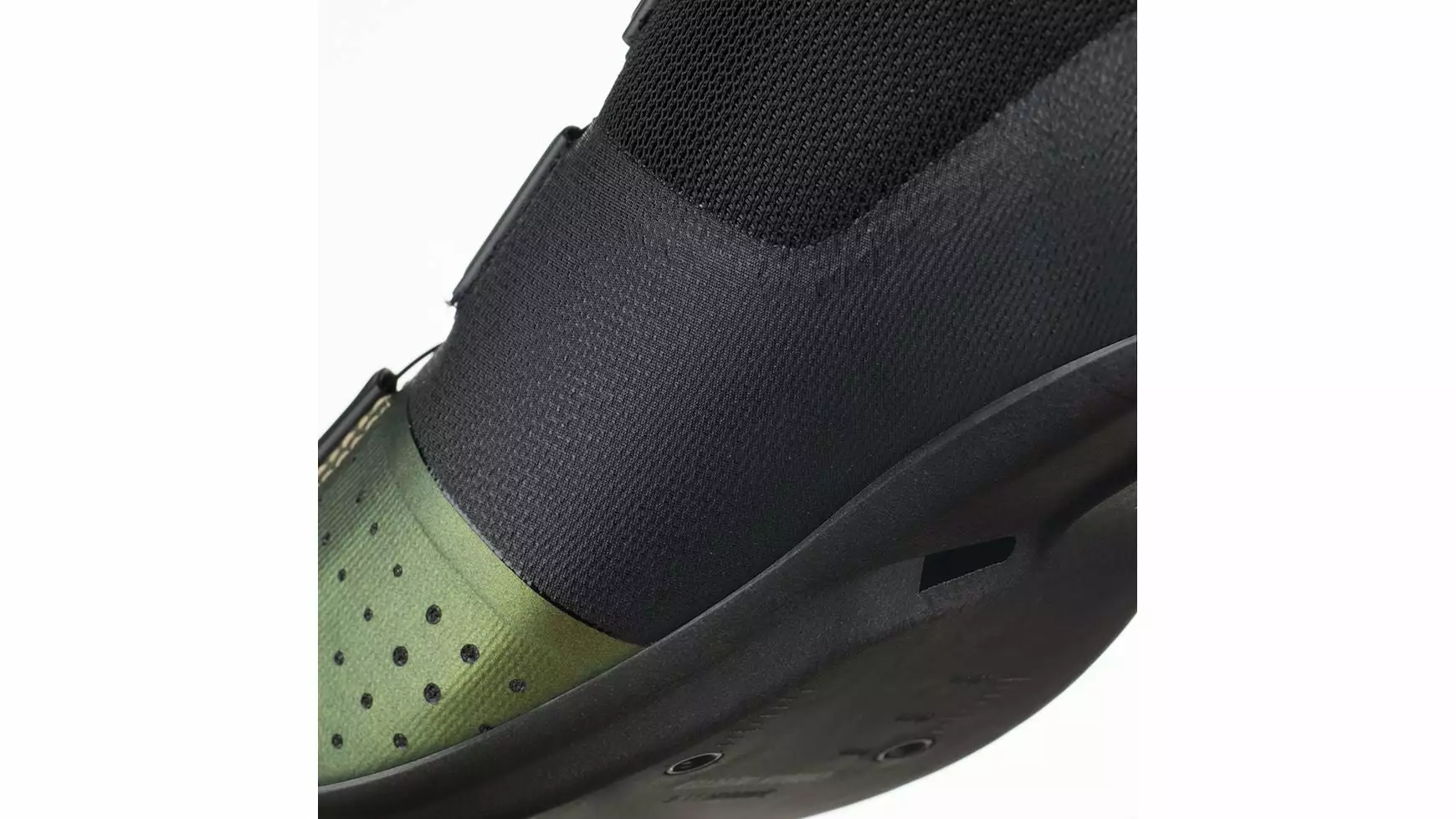 Fizik Tempo Overcurve R4 Iridescent – Bild 3